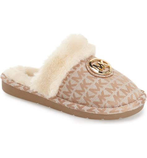 michael kors bedroom slippers.